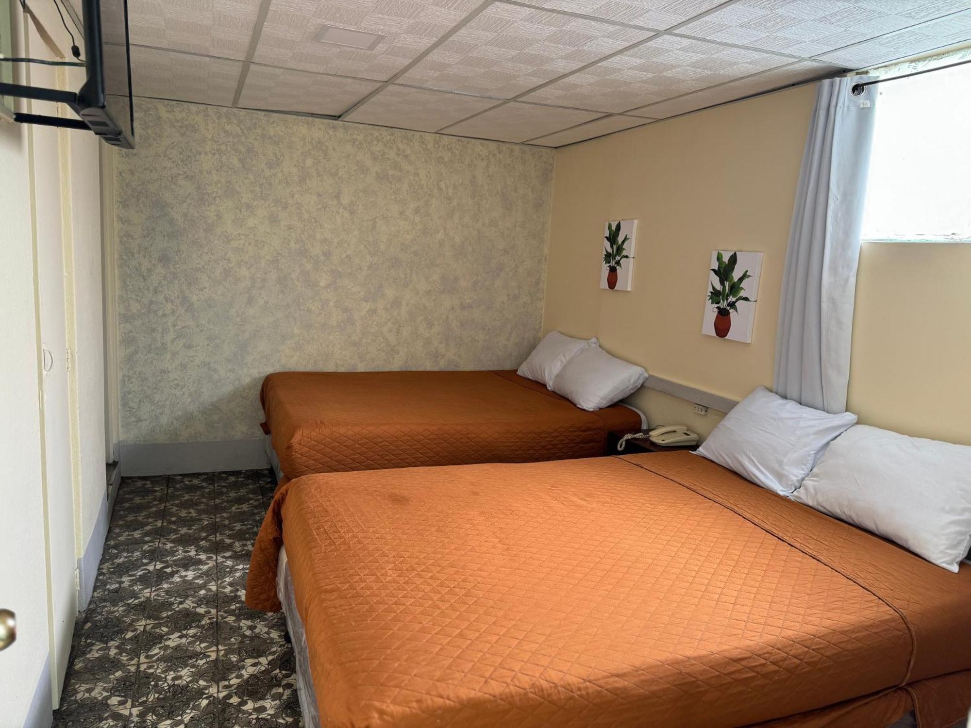 Hotel Mayesstic Guatemala-Stad Buitenkant foto