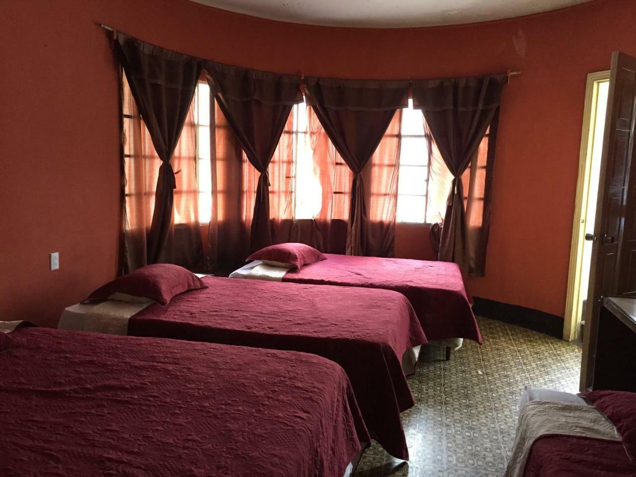 Hotel Mayesstic Guatemala-Stad Buitenkant foto